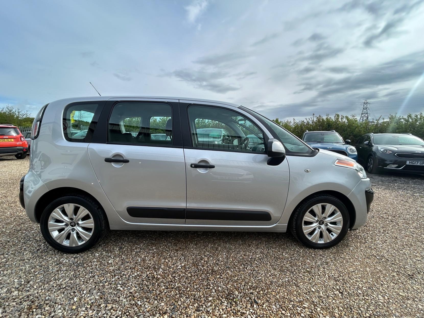 Citroen C3 Picasso 1.6 HDi VTR+ MPV 5dr Diesel Manual Euro 5 (90 ps)