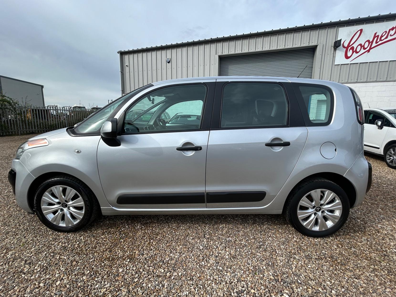 Citroen C3 Picasso 1.6 HDi VTR+ MPV 5dr Diesel Manual Euro 5 (90 ps)