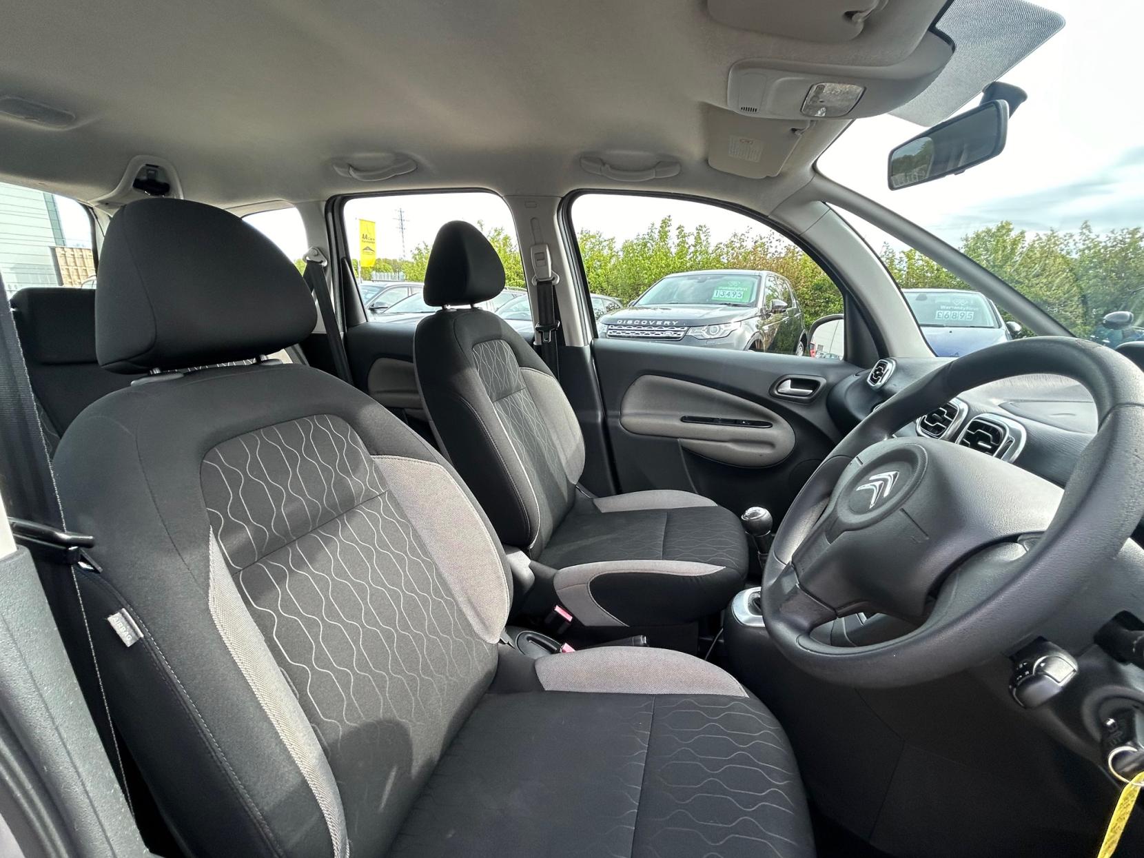 Citroen C3 Picasso 1.6 HDi VTR+ MPV 5dr Diesel Manual Euro 5 (90 ps)