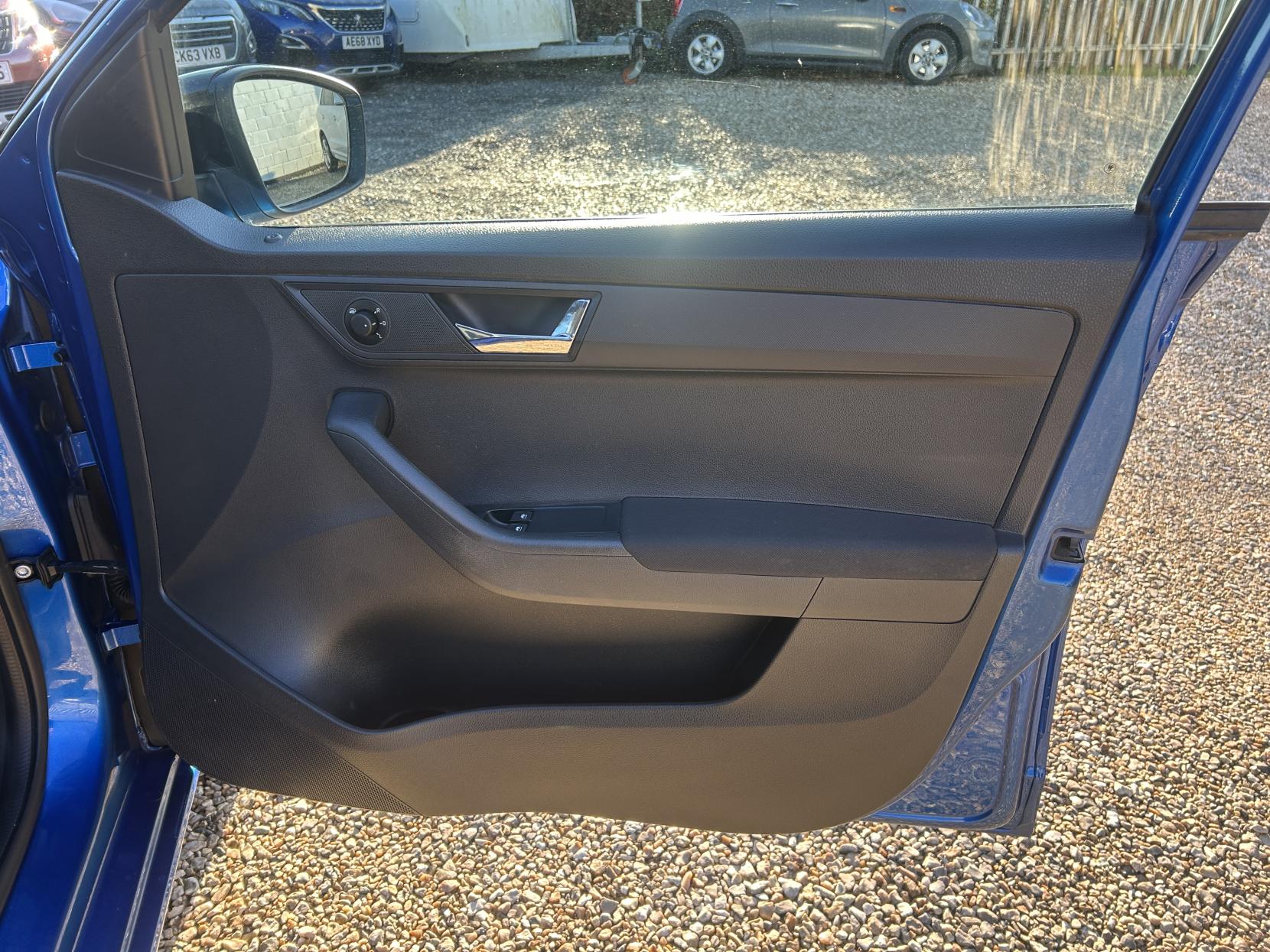 Skoda Fabia 1.0 TSI Colour Edition Hatchback 5dr Petrol Manual Euro 6 (s/s) (95 ps)