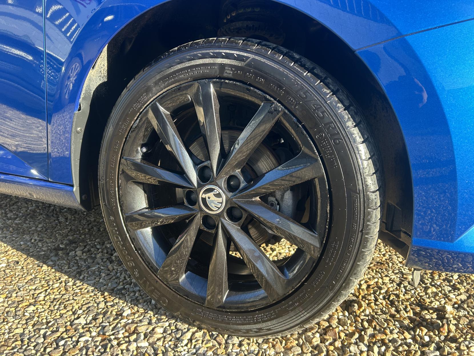 Skoda Fabia 1.0 TSI Colour Edition Hatchback 5dr Petrol Manual Euro 6 (s/s) (95 ps)