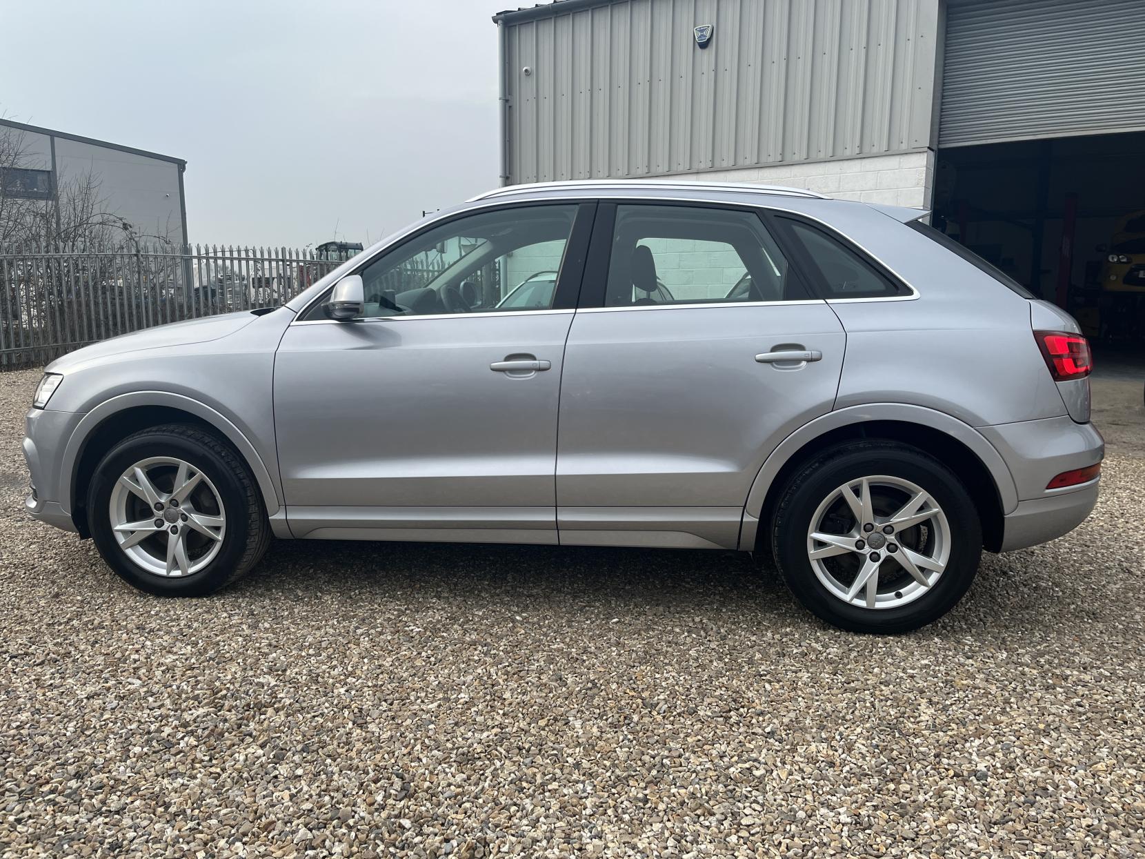 Audi Q3 2.0 TFSI SE SUV 5dr Petrol S Tronic quattro Euro 6 (s/s) (180 ps)