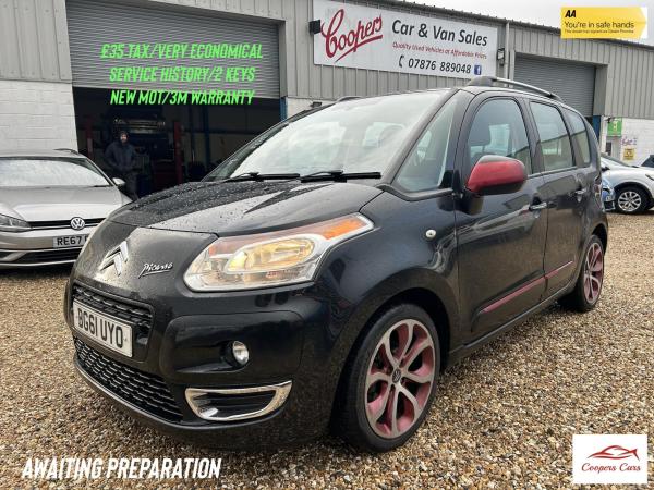 Citroen C3 Picasso 1.6 HDi Blackcherry MPV 5dr Diesel Manual Euro 5 (90 ps)