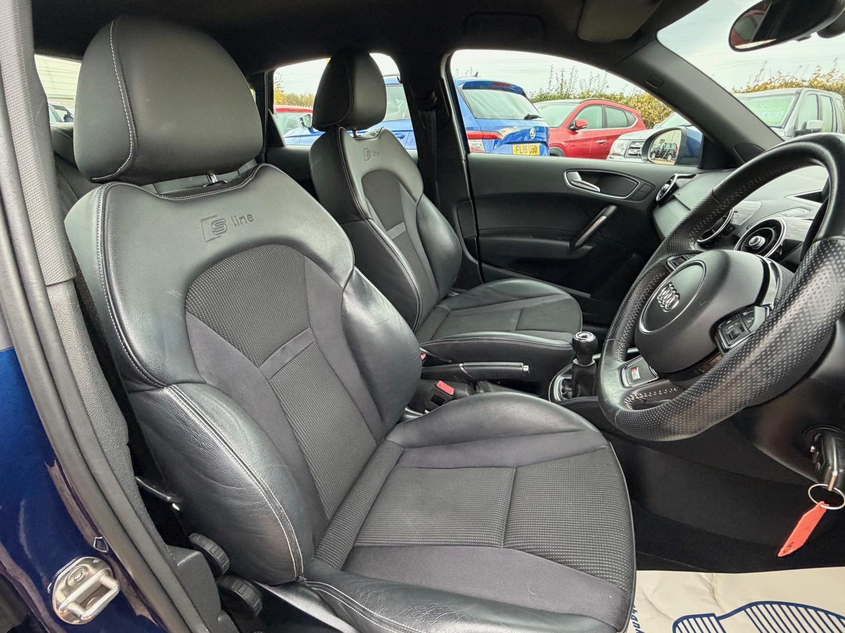 Audi A1 1.4 TFSI S line Sportback 5dr Petrol Manual Euro 5 (s/s) (122 ps)