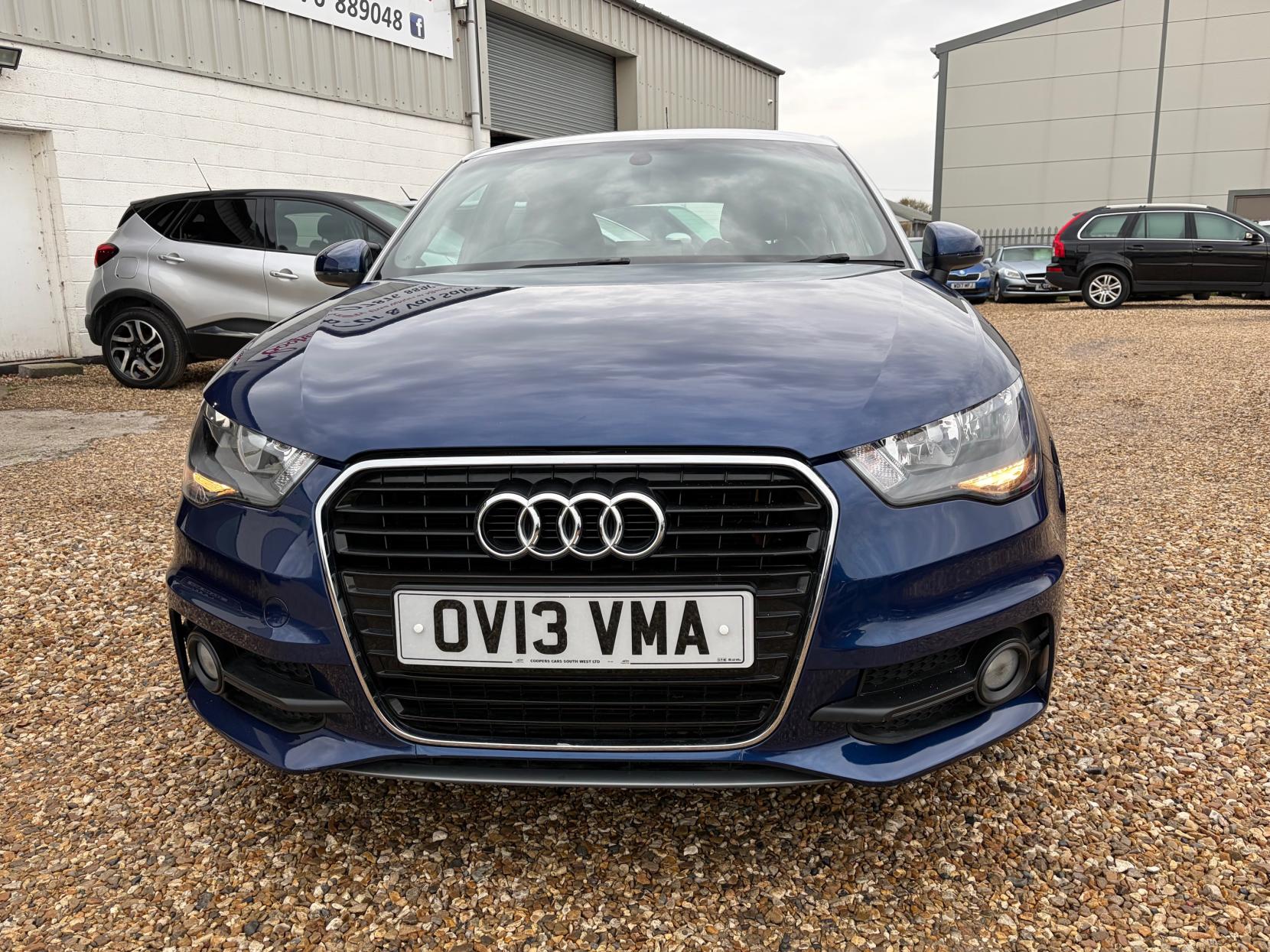 Audi A1 1.4 TFSI S line Sportback 5dr Petrol Manual Euro 5 (s/s) (122 ps)