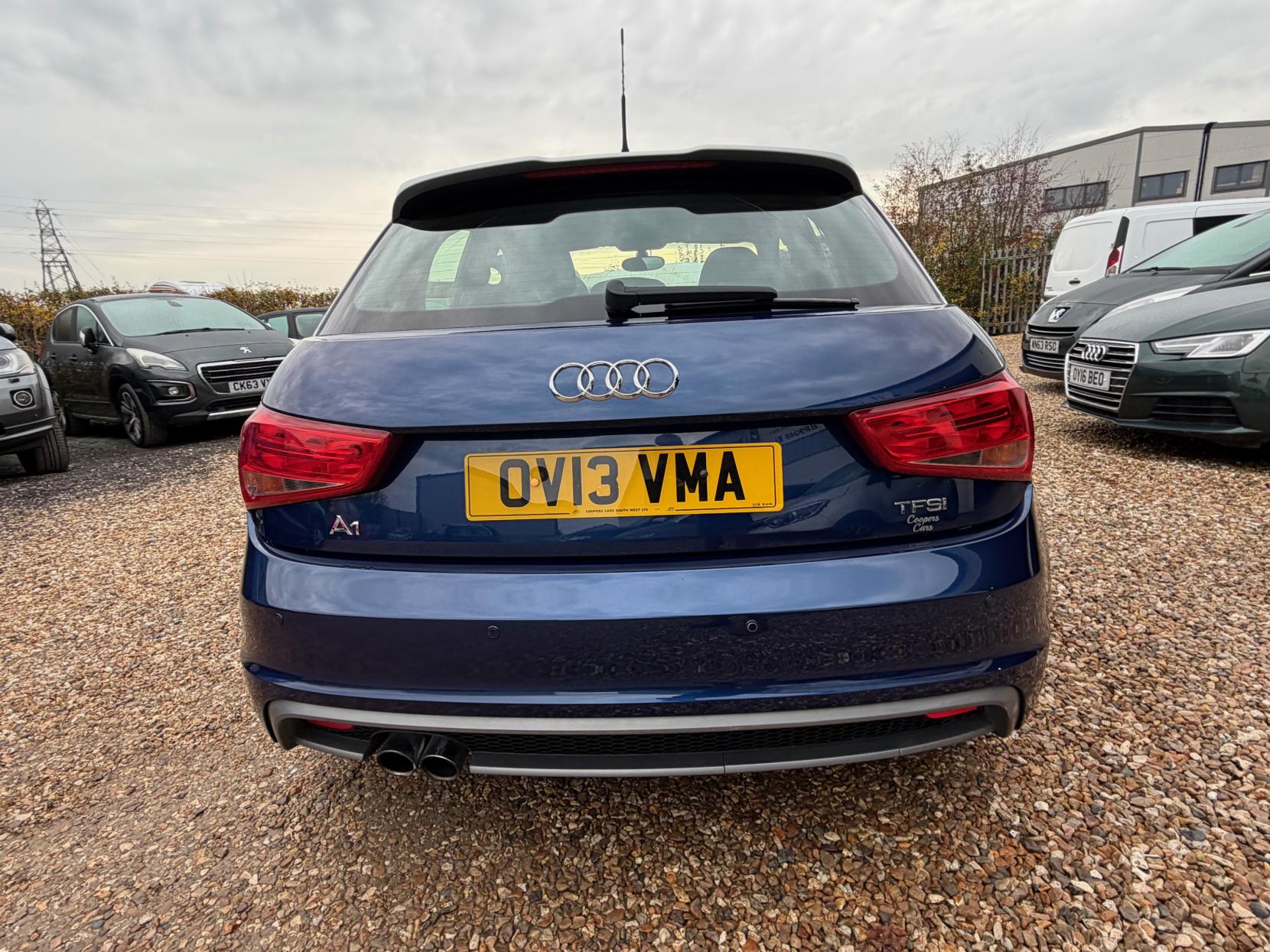 Audi A1 1.4 TFSI S line Sportback 5dr Petrol Manual Euro 5 (s/s) (122 ps)