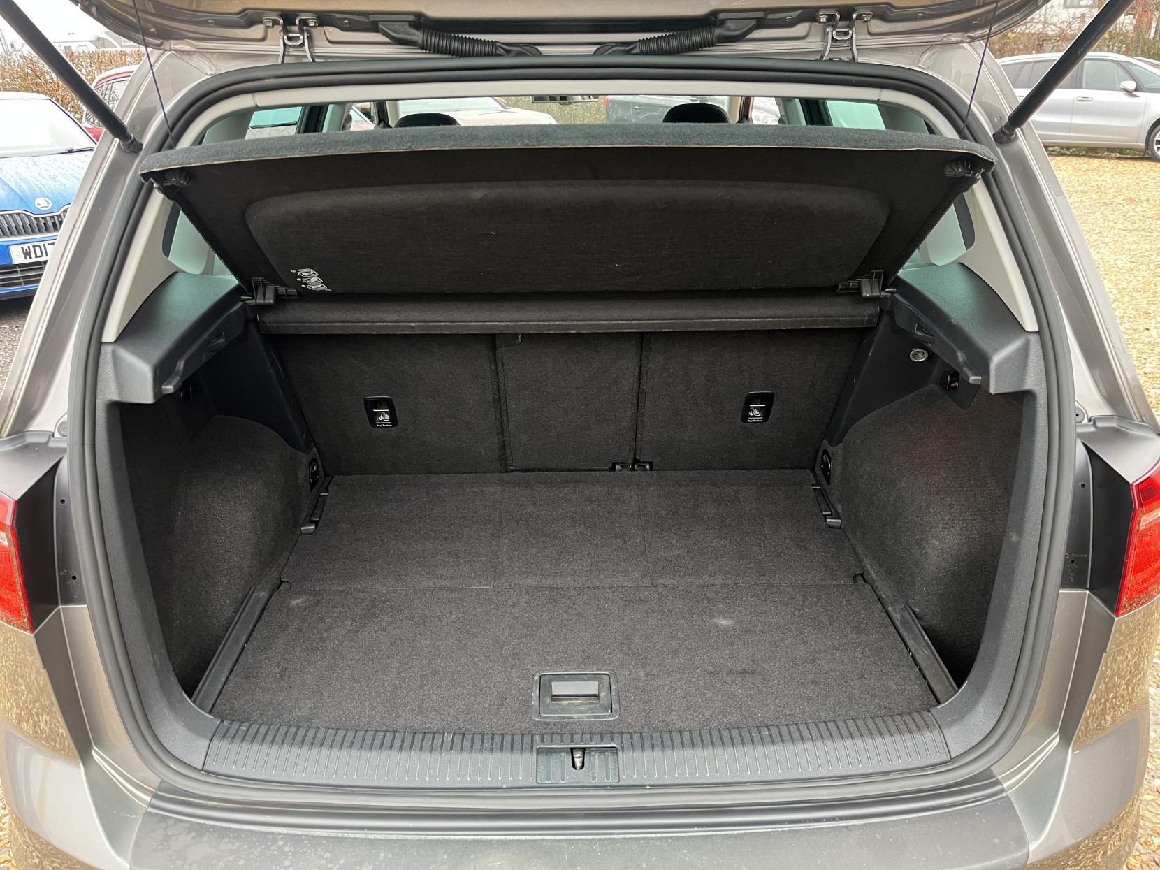 Volkswagen Golf SV 1.4 TSI BlueMotion Tech ACT GT MPV 5dr Petrol Manual Euro 6 (s/s) (150 ps)