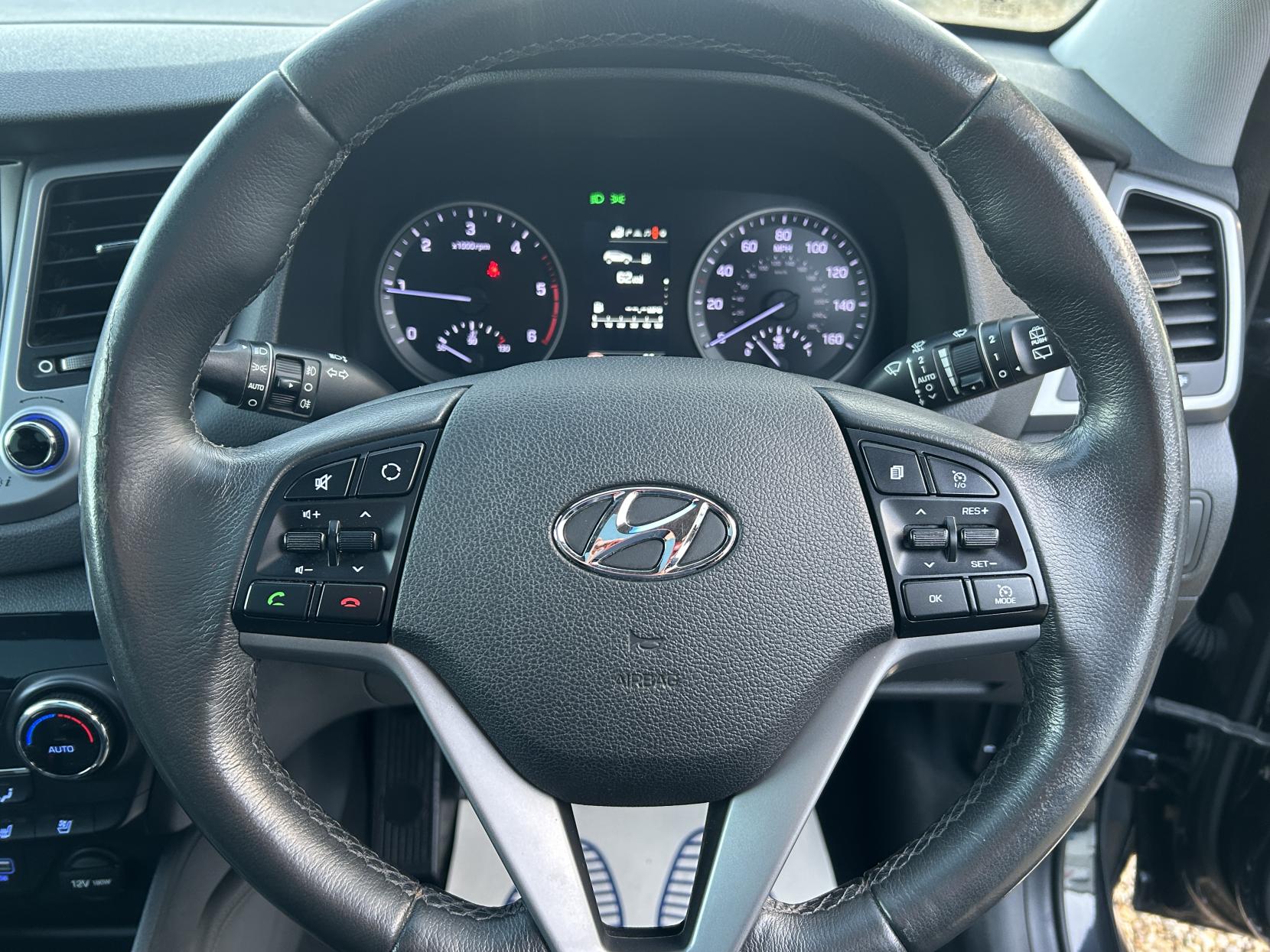 Hyundai TUCSON 2.0 CRDi Premium SE SUV 5dr Diesel Manual 4WD Euro 6 (185 ps)