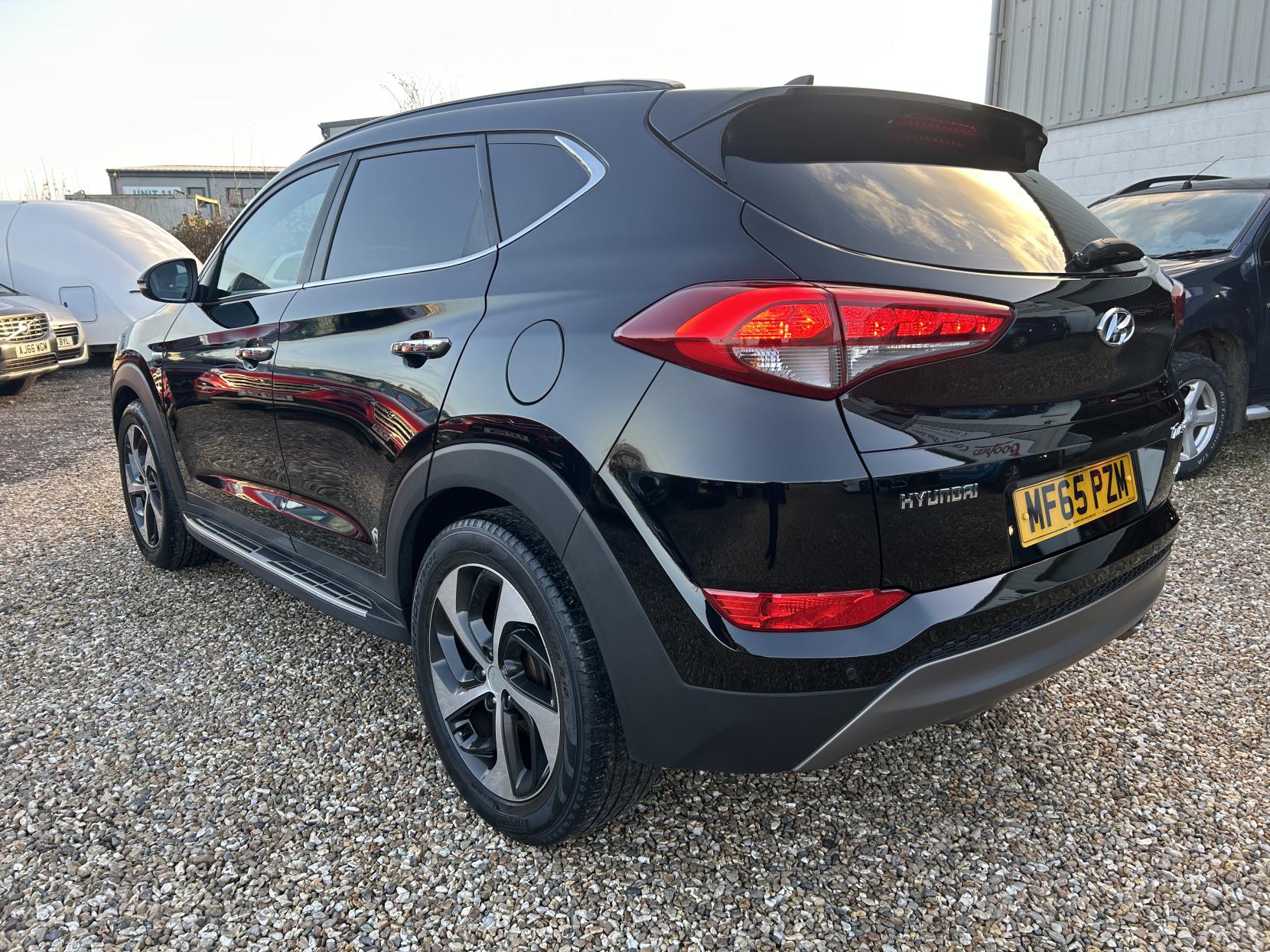 Hyundai TUCSON 2.0 CRDi Premium SE SUV 5dr Diesel Manual 4WD Euro 6 (185 ps)