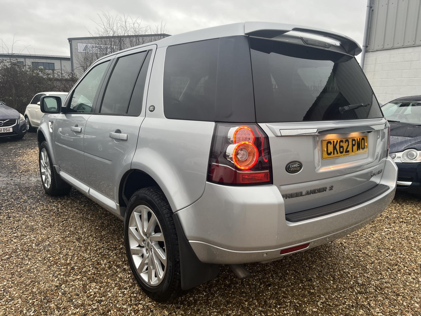 Land Rover Freelander 2 2.2 SD4 HSE SUV 5dr Diesel CommandShift 4WD Euro 5 (190 ps)