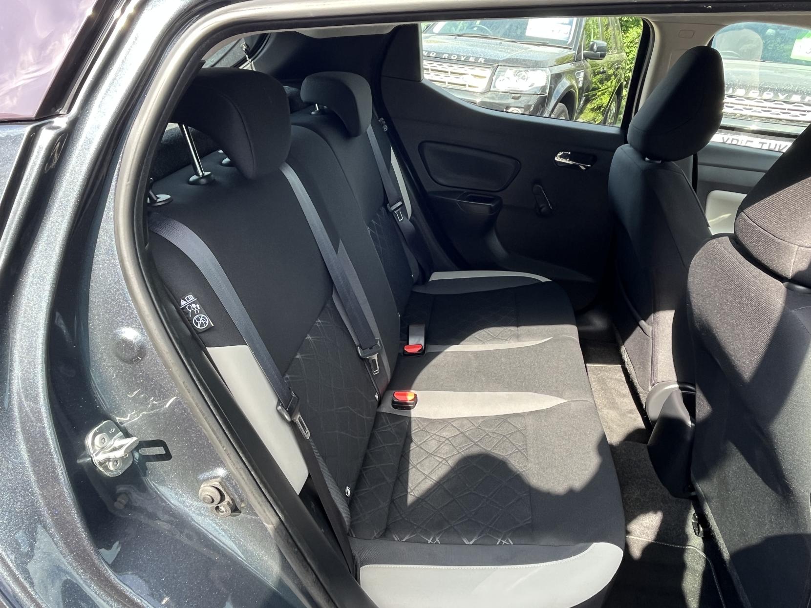 Nissan Micra 1.0 Acenta Limited Edition Hatchback 5dr Petrol Manual Euro 6 (71 ps)