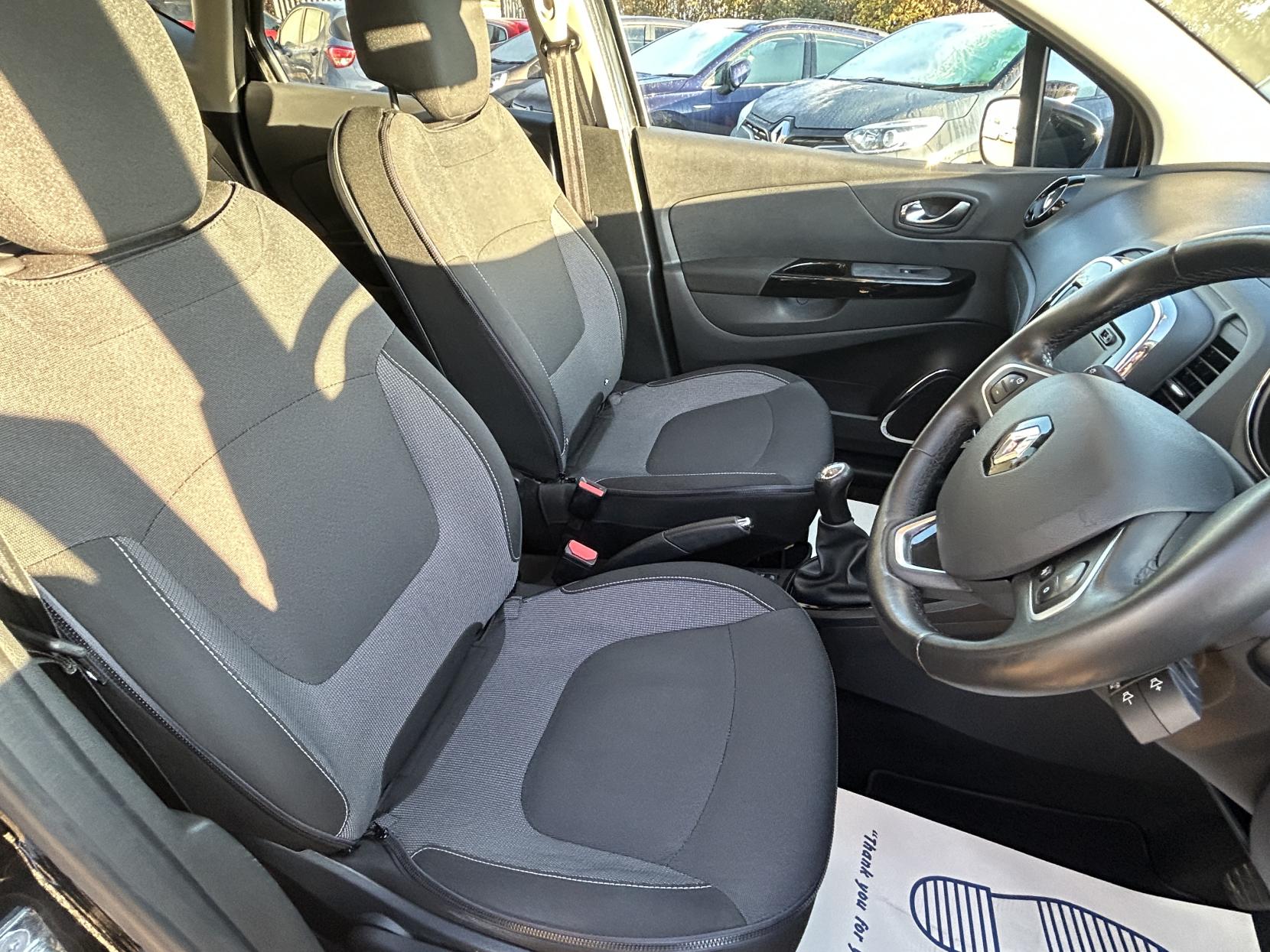 Renault Captur 1.5 dCi ENERGY Dynamique S Nav SUV 5dr Diesel Manual Euro 6 (s/s) (90 ps)