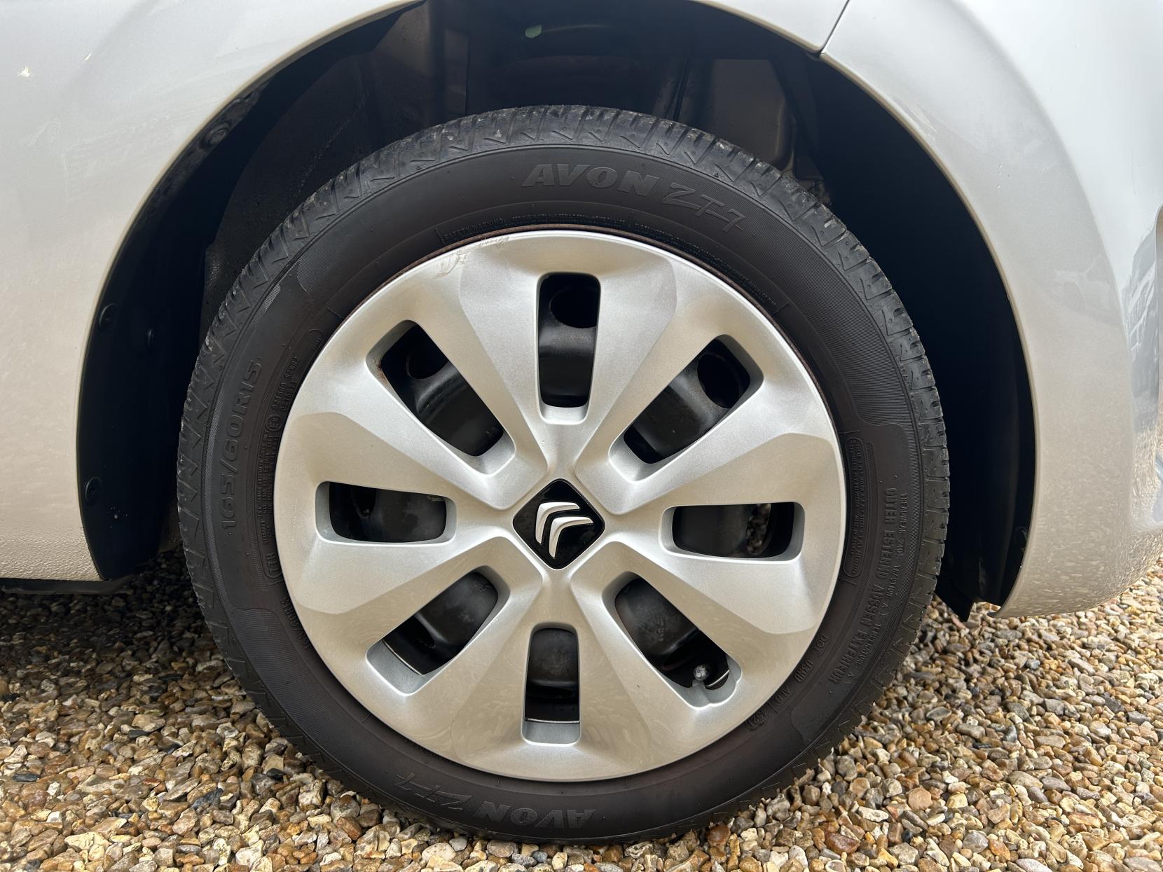 Citroen C1 1.0 VTi Feel Hatchback 5dr Petrol Manual Euro 5 (Euro 5) (68 ps)