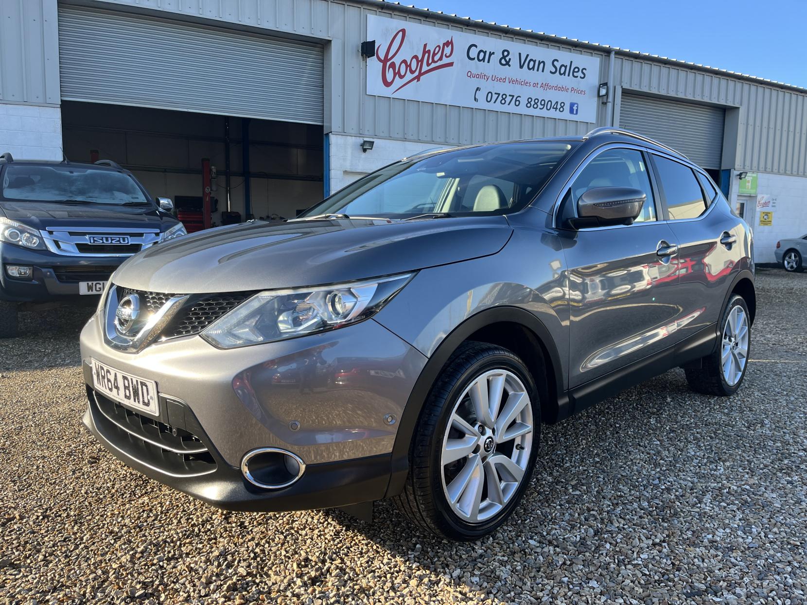 Nissan Qashqai 1.5 dCi Tekna SUV 5dr Diesel Manual 2WD Euro 5 (s/s) (110 ps)
