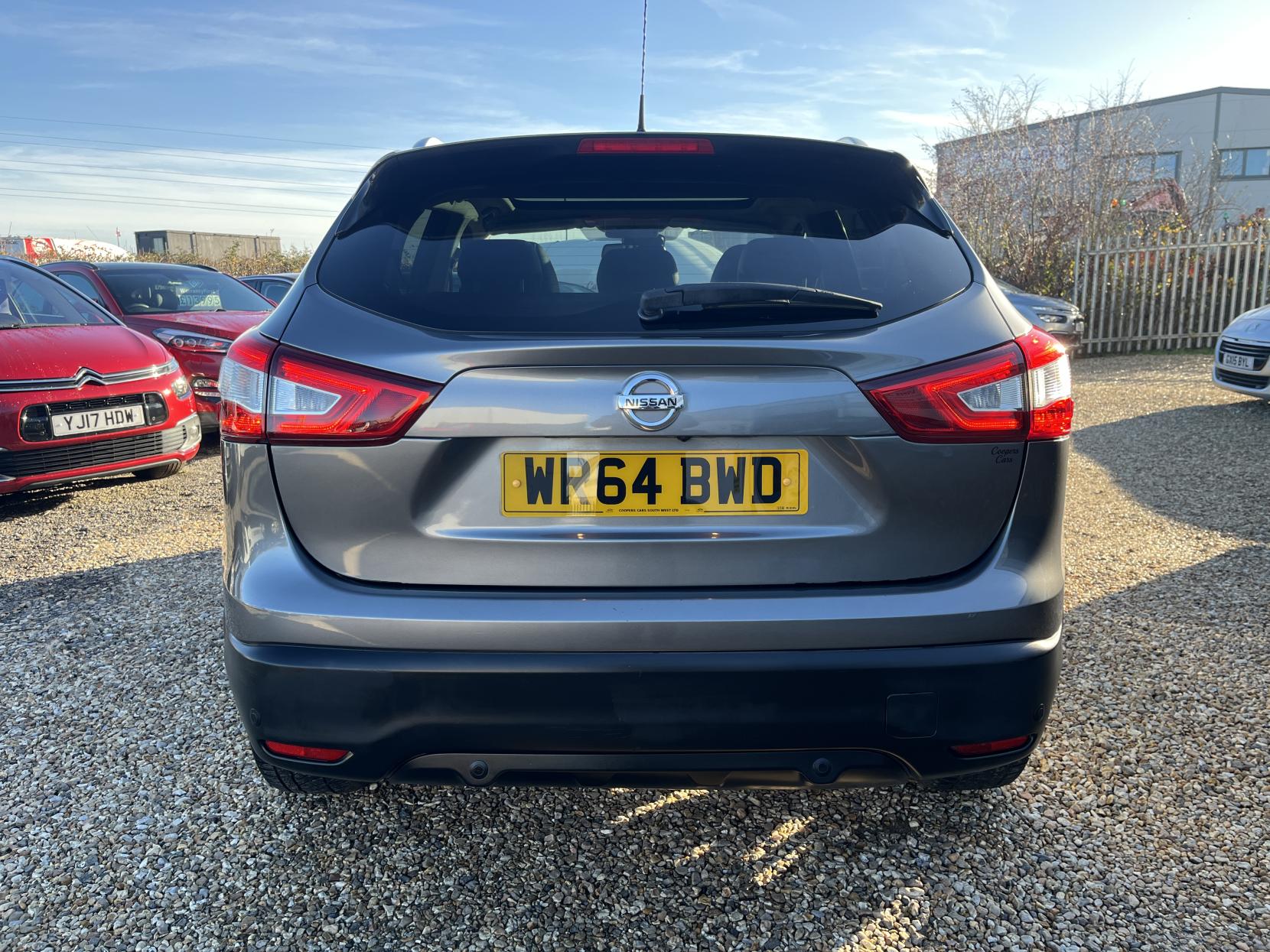 Nissan Qashqai 1.5 dCi Tekna SUV 5dr Diesel Manual 2WD Euro 5 (s/s) (110 ps)