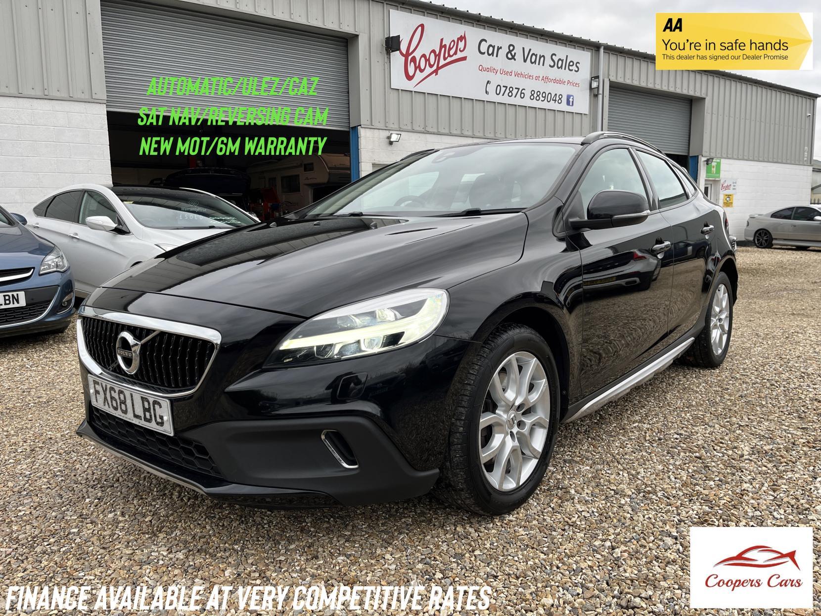 Volvo V40 Cross Country 1.5 T3 GPF Nav Plus Hatchback 5dr Petrol Auto Euro 6 (s/s) (152 ps)