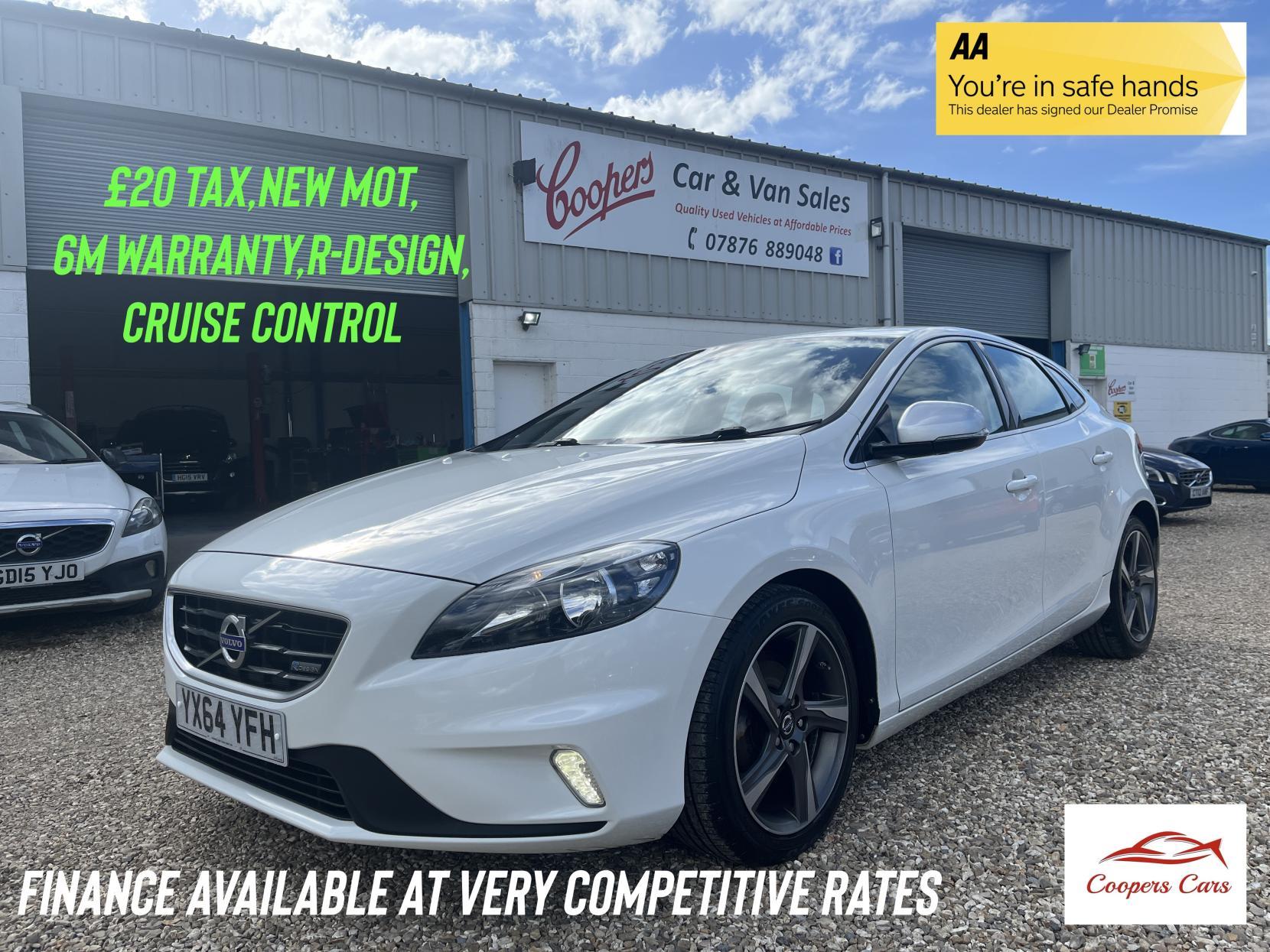 Volvo V40 1.6 D2 R-Design Hatchback 5dr Diesel Manual Euro 5 (s/s) (115 ps)