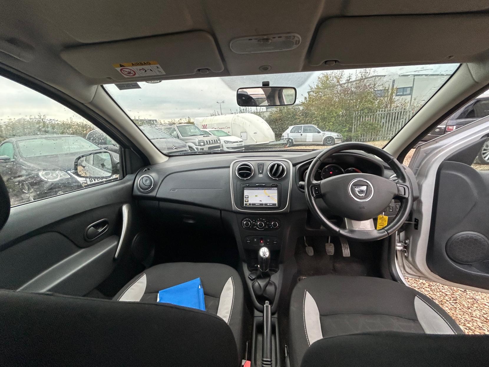Dacia Sandero Stepway 1.5 dCi Laureate Hatchback 5dr Diesel Manual Euro 5 (90 ps)