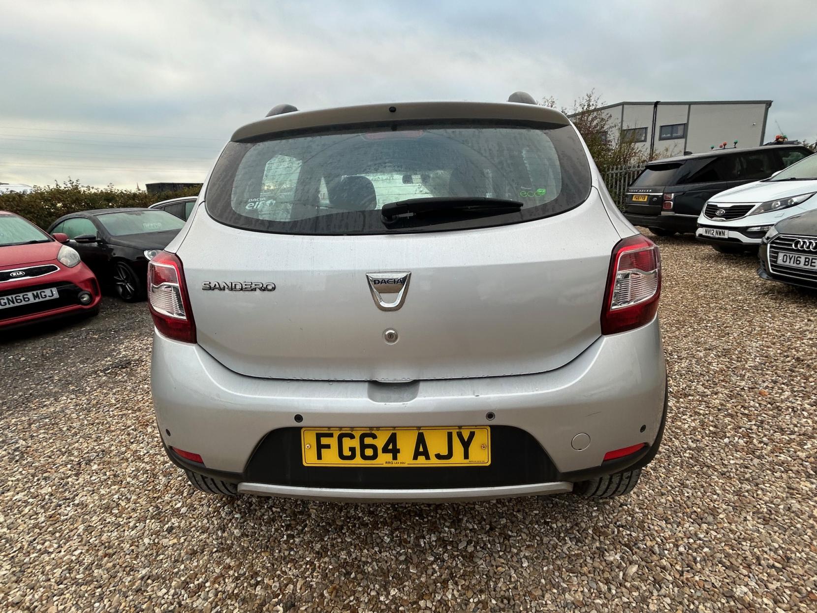 Dacia Sandero Stepway 1.5 dCi Laureate Hatchback 5dr Diesel Manual Euro 5 (90 ps)