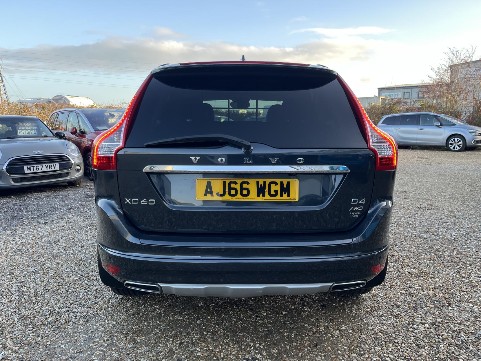 Volvo XC60 2.4 D4 SE Lux Nav SUV 5dr Diesel Auto AWD Euro 6 (s/s) (190 ps)