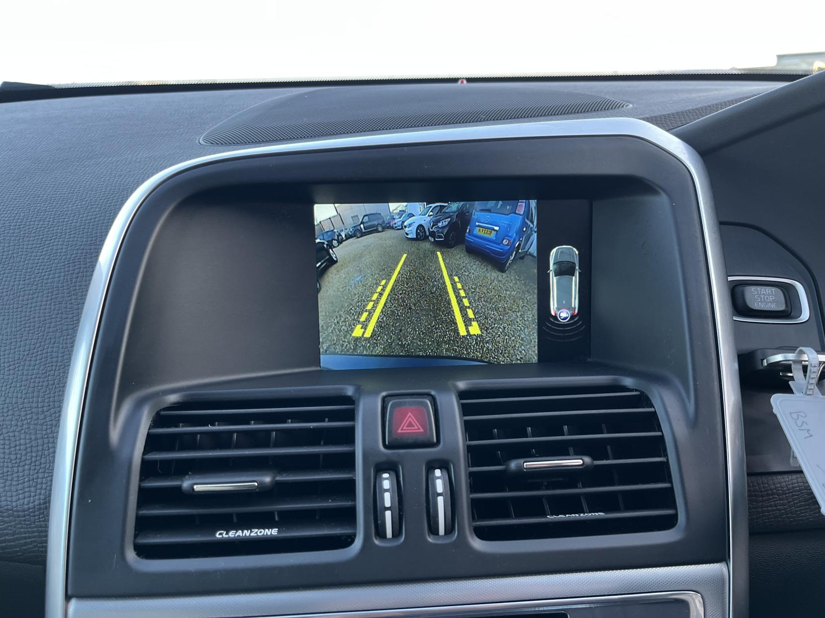 Volvo XC60 2.4 D4 SE Lux Nav SUV 5dr Diesel Auto AWD Euro 6 (s/s) (190 ps)