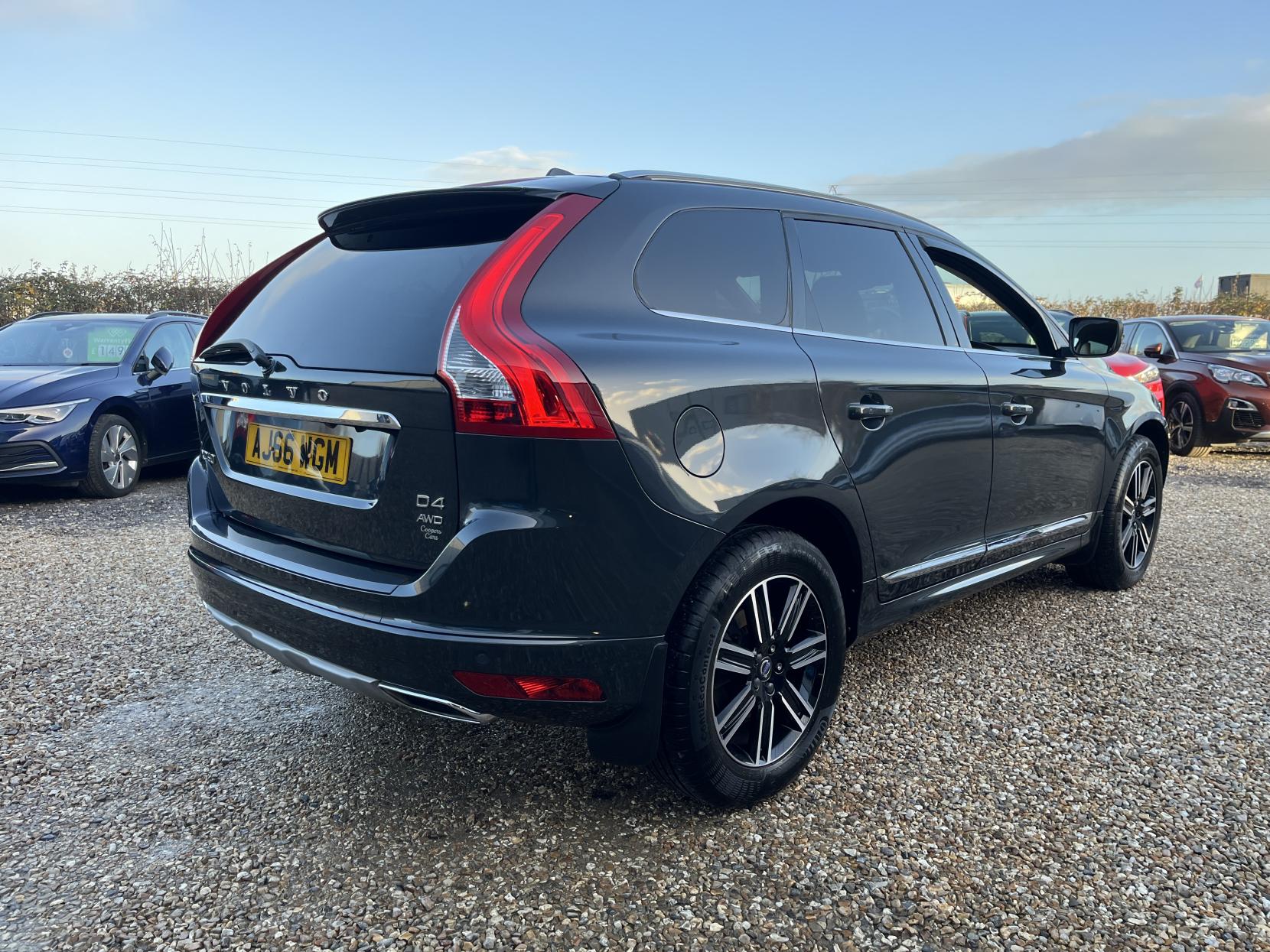 Volvo XC60 2.4 D4 SE Lux Nav SUV 5dr Diesel Auto AWD Euro 6 (s/s) (190 ps)