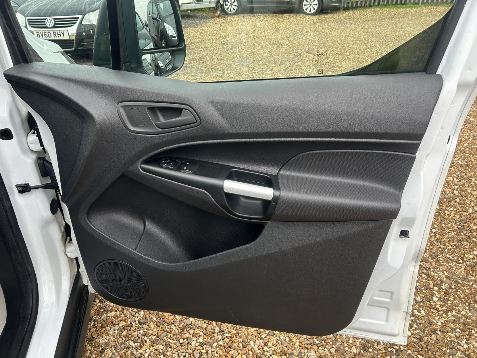 Ford Transit Connect 1.5 TDCi 220 Trend Panel Van 5dr Diesel Manual L1 H1 (124 g/km, 99 bhp)