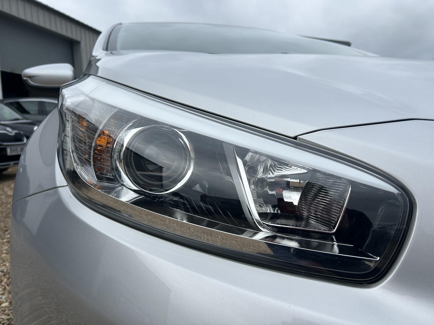 Kia Ceed 1.4 VR7 Hatchback 5dr Petrol Manual Euro 5 (98 bhp)