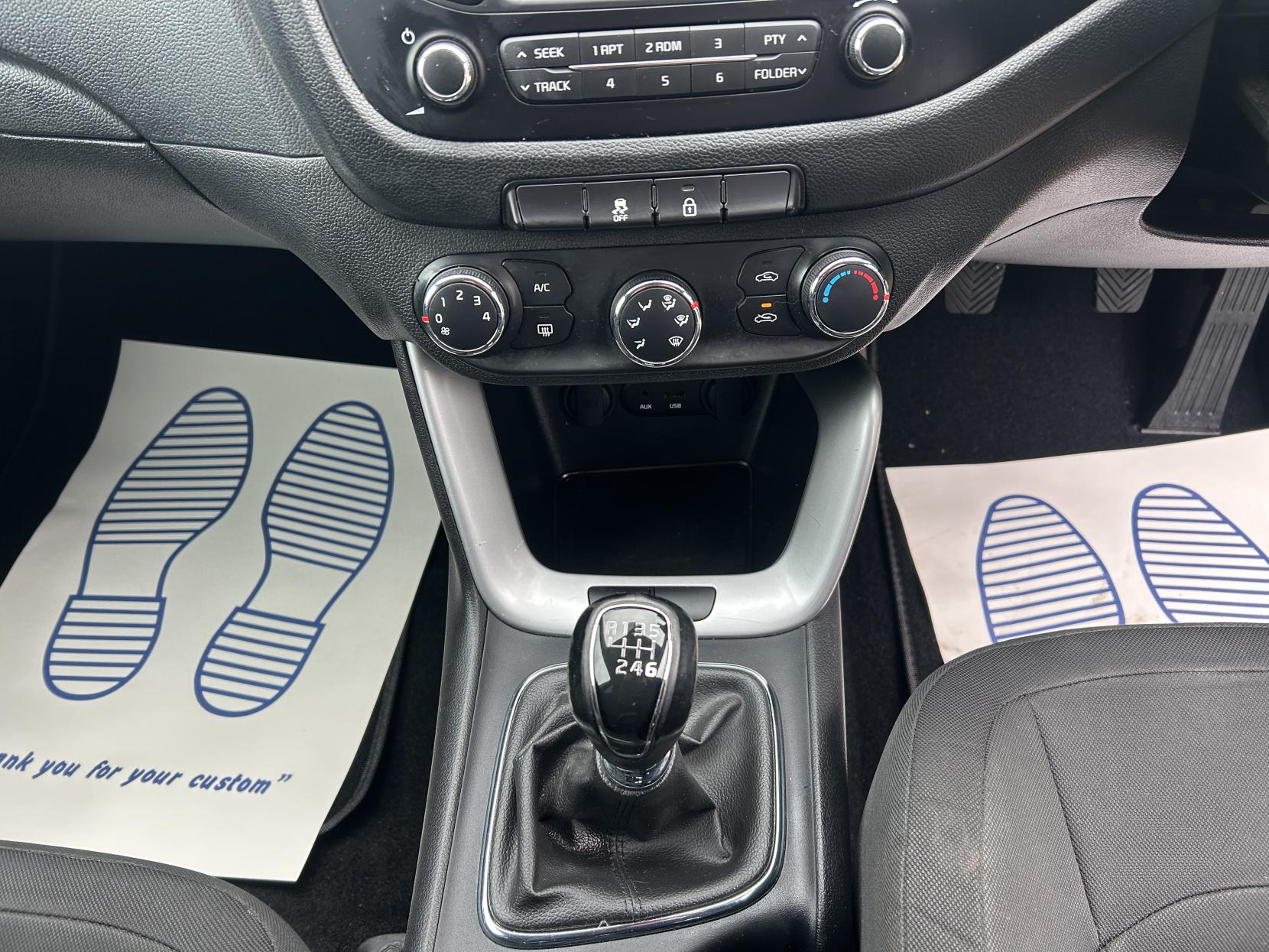 Kia Ceed 1.4 VR7 Hatchback 5dr Petrol Manual Euro 5 (98 bhp)