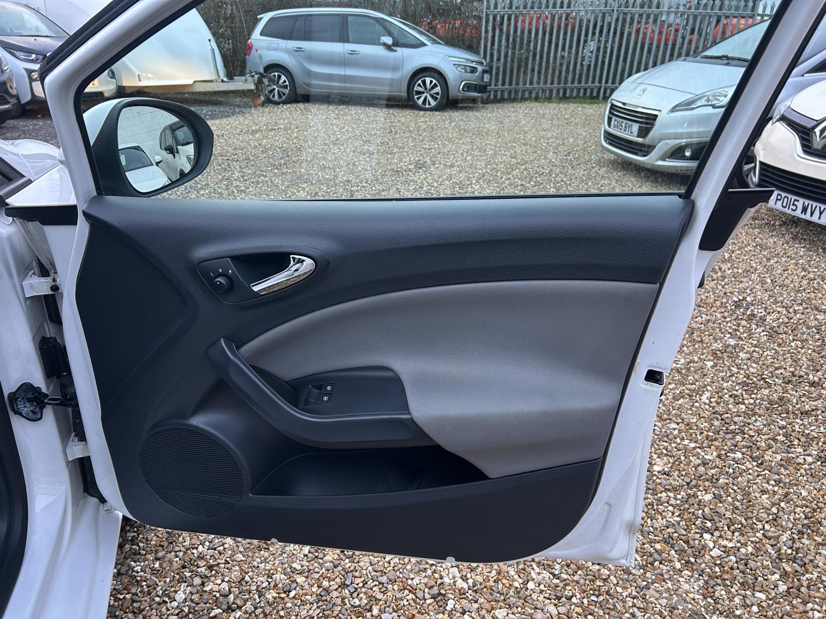 SEAT Ibiza 1.4 Toca Hatchback 5dr Petrol Manual Euro 5 (85 ps)