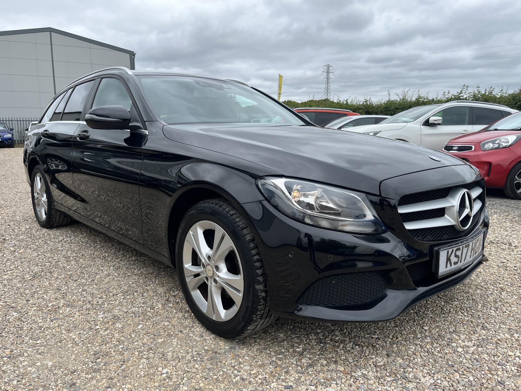 Mercedes-Benz C Class 2.0 C200 SE Executive Edition Estate 5dr Petrol G-Tronic+ Euro 6 (s/s) (184 ps)
