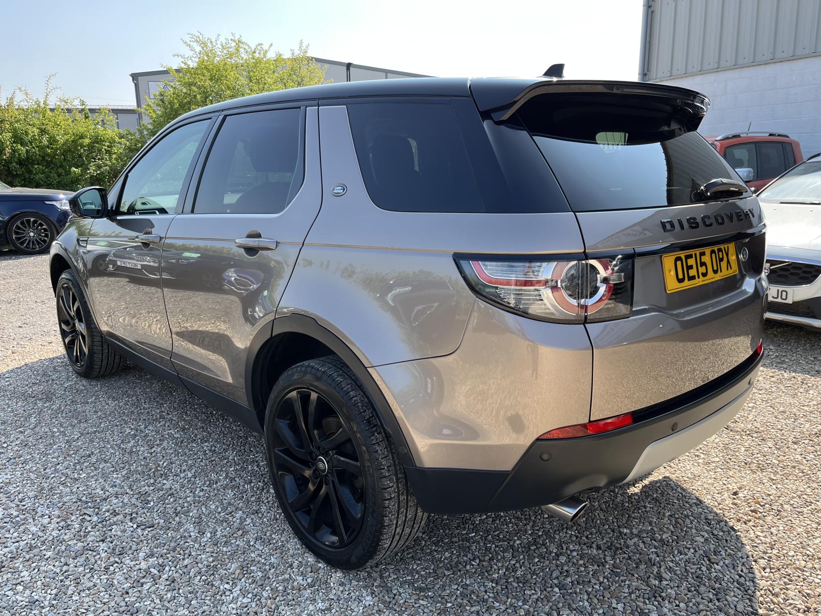 Land Rover Discovery Sport 2.2 SD4 HSE Luxury SUV 5dr Diesel Auto 4WD Euro 5 (s/s) (190 ps)