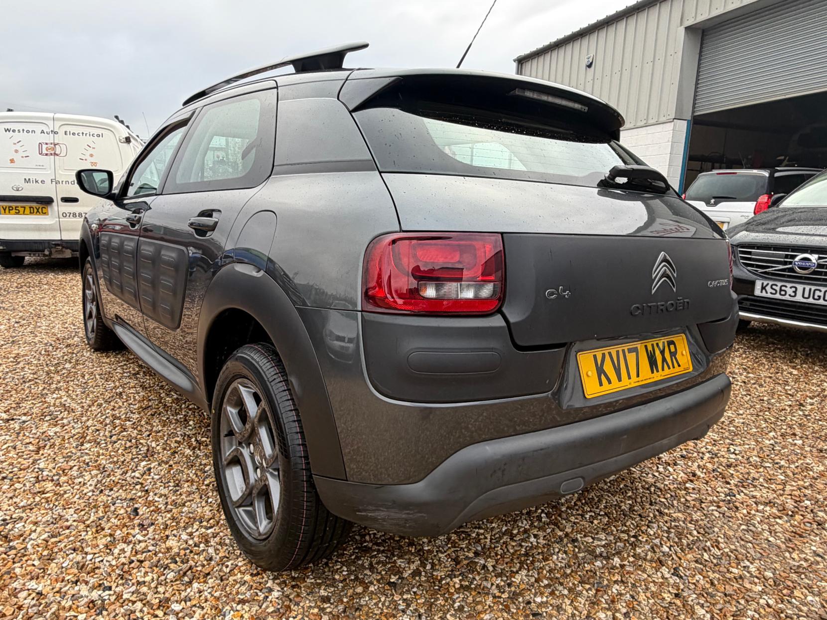 Citroen C4 Cactus 1.6 BlueHDi Feel Hatchback 5dr Diesel Manual Euro 6 (100 ps)