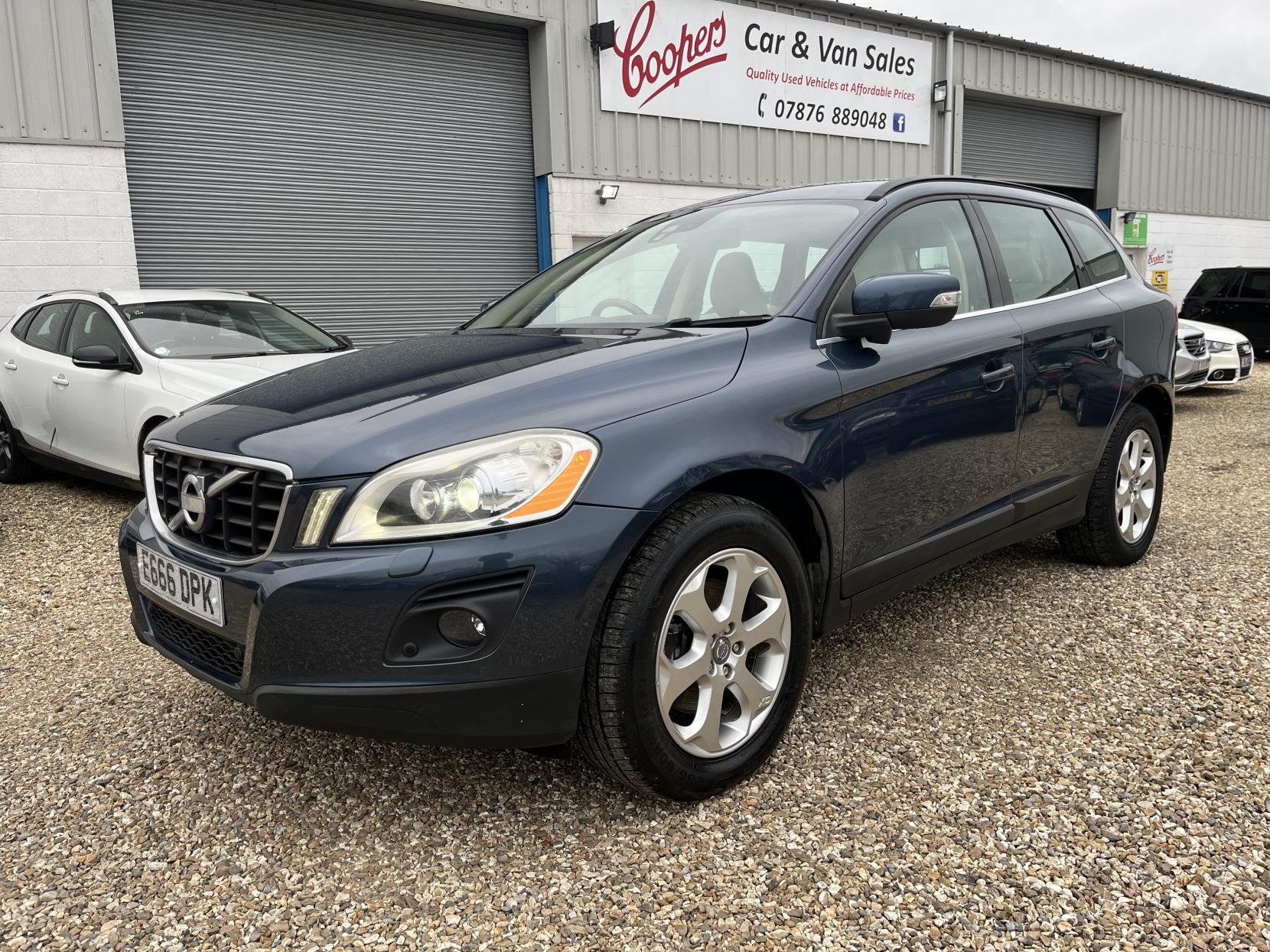 Volvo XC60 2.4D SE Lux SUV 5dr Diesel Geartronic AWD Euro 4 (163 ps)