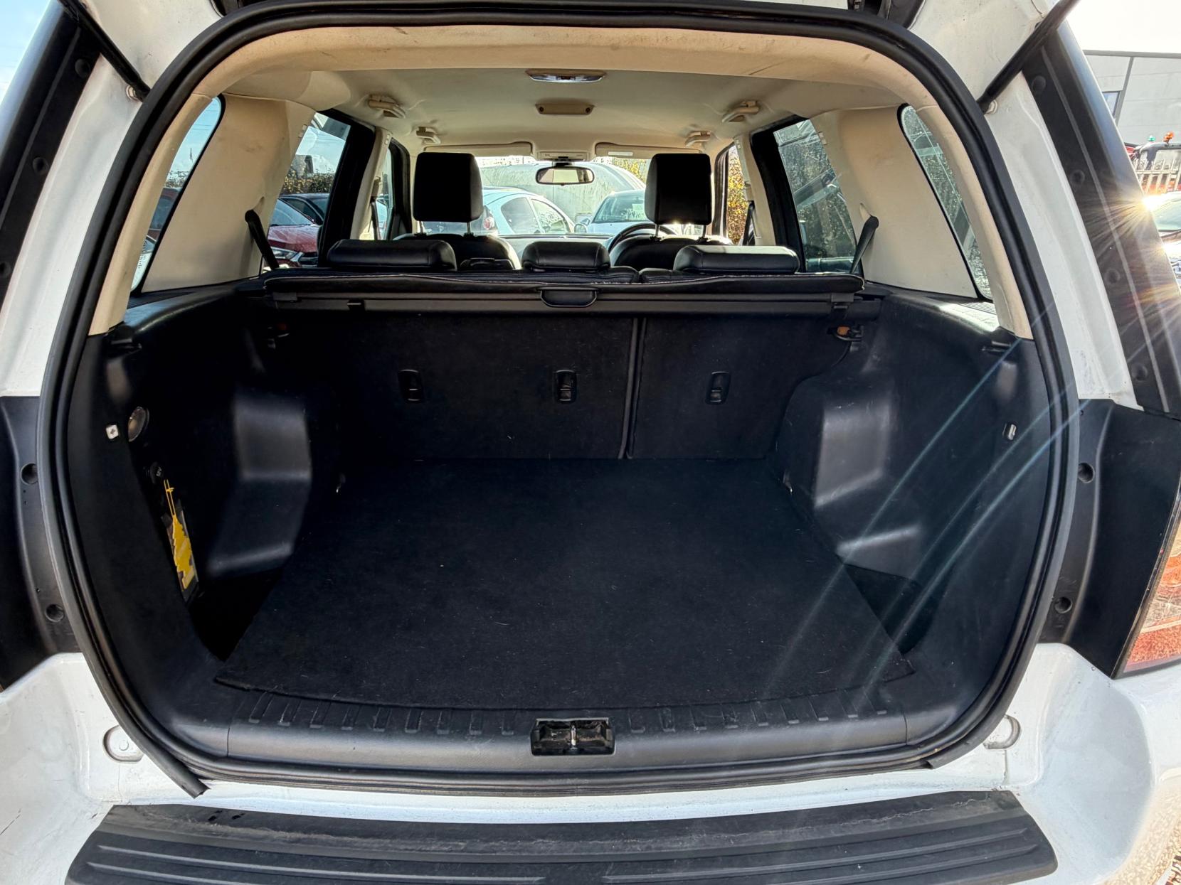 Land Rover Freelander 2 2.2 SD4 Dynamic SUV 5dr Diesel CommandShift 4WD Euro 5 (190 ps)