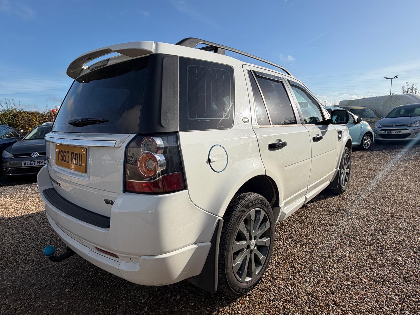 Land Rover Freelander 2 2.2 SD4 Dynamic SUV 5dr Diesel CommandShift 4WD Euro 5 (190 ps)