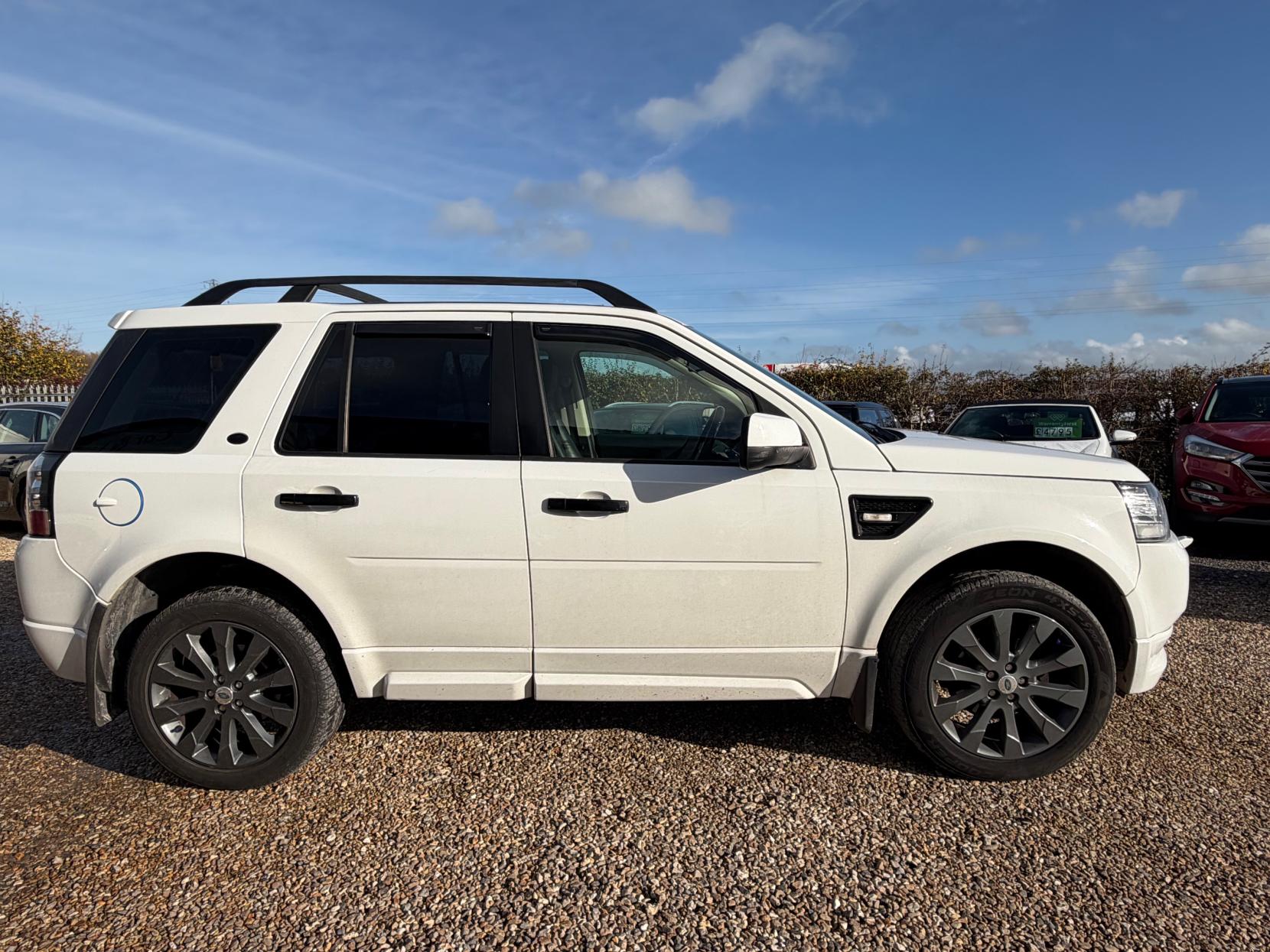 Land Rover Freelander 2 2.2 SD4 Dynamic SUV 5dr Diesel CommandShift 4WD Euro 5 (190 ps)