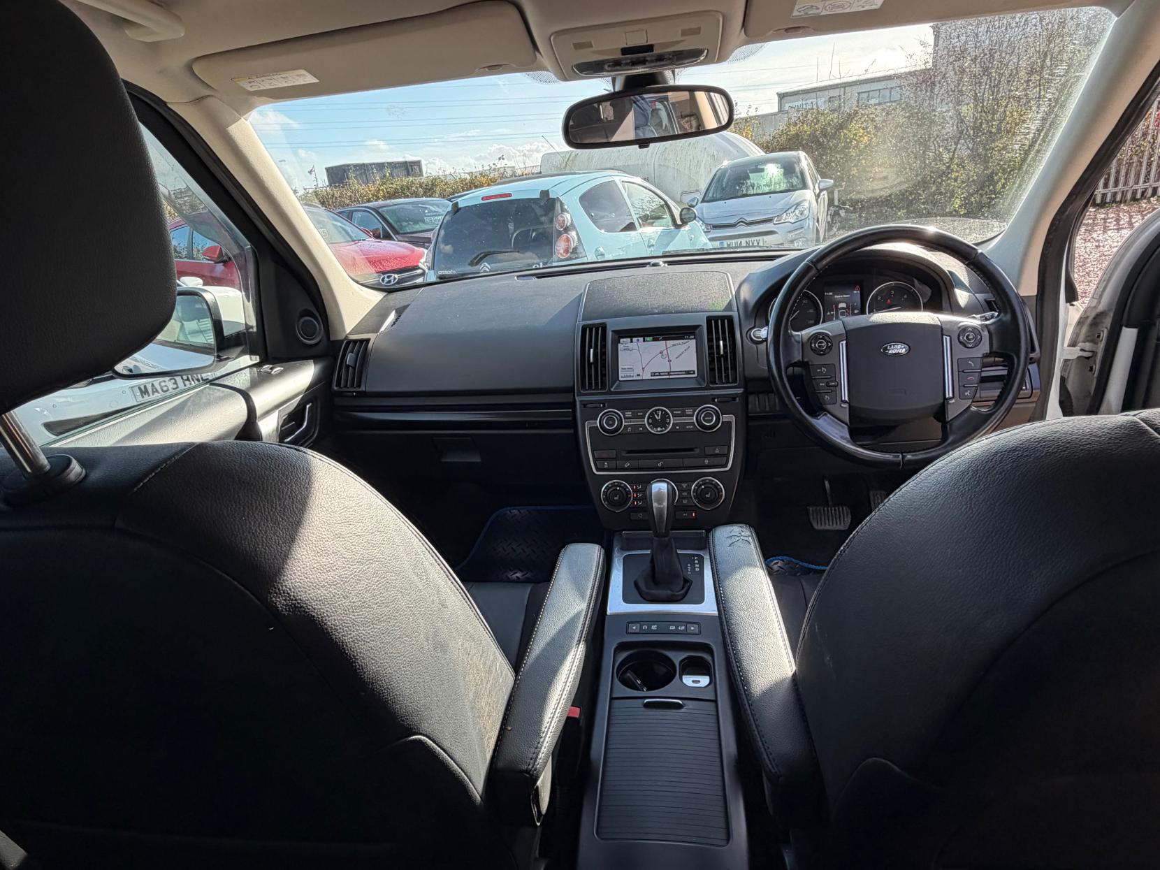 Land Rover Freelander 2 2.2 SD4 Dynamic SUV 5dr Diesel CommandShift 4WD Euro 5 (190 ps)