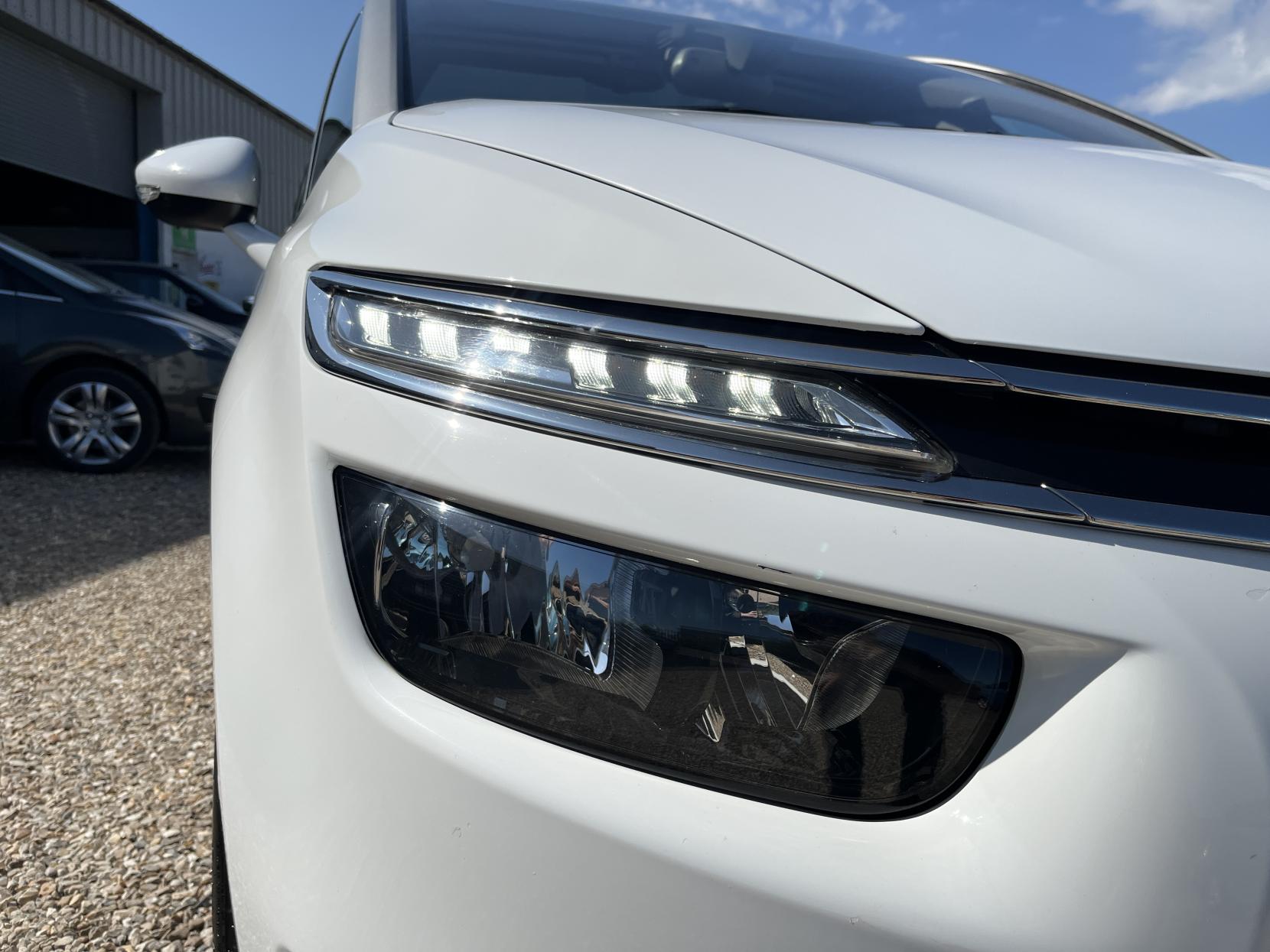 Citroen Grand C4 Picasso 1.6 BlueHDi Exclusive+ MPV 5dr Diesel EAT6 Euro 6 (s/s) (120 ps)