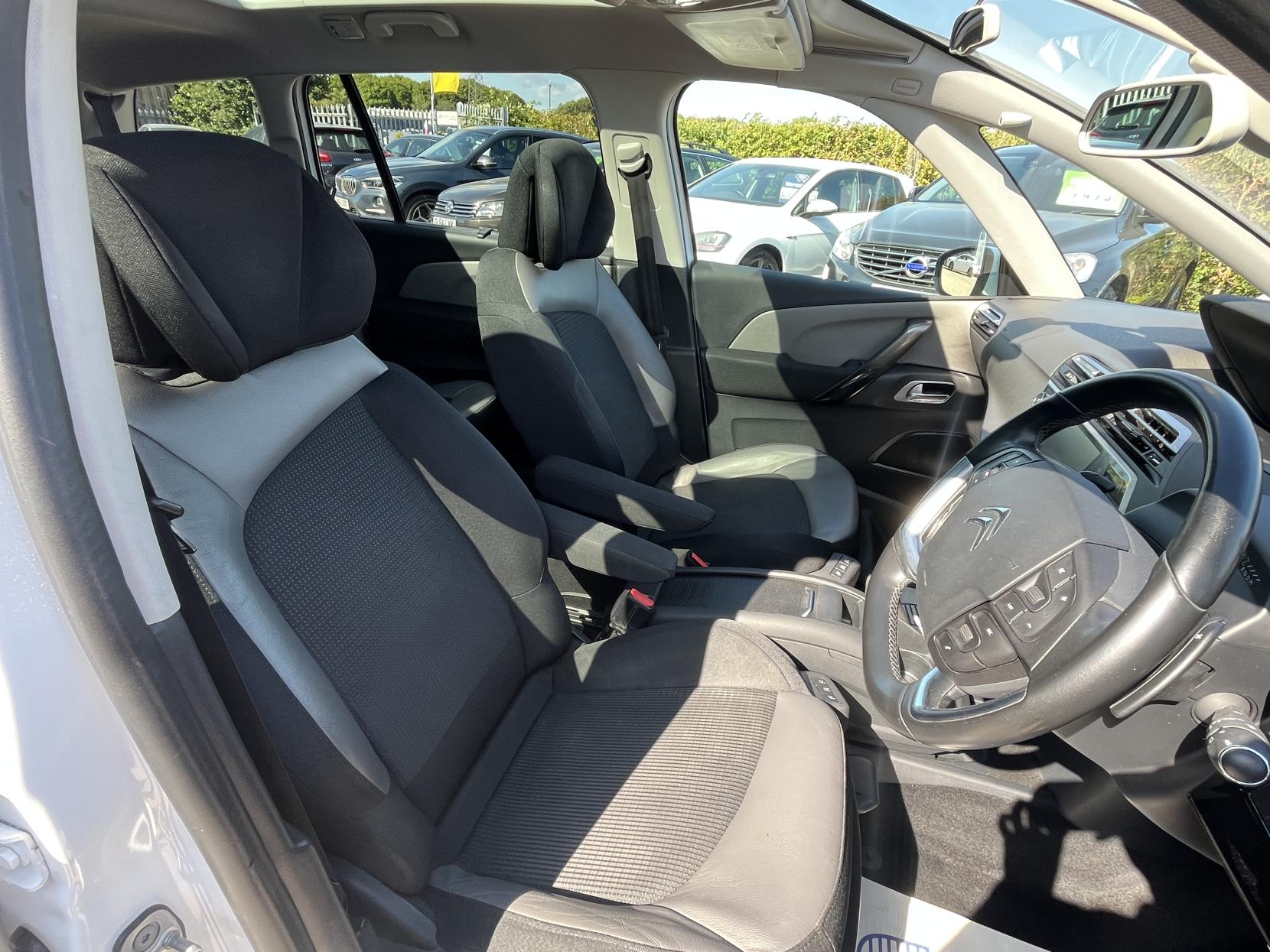 Citroen Grand C4 Picasso 1.6 BlueHDi Exclusive+ MPV 5dr Diesel EAT6 Euro 6 (s/s) (120 ps)