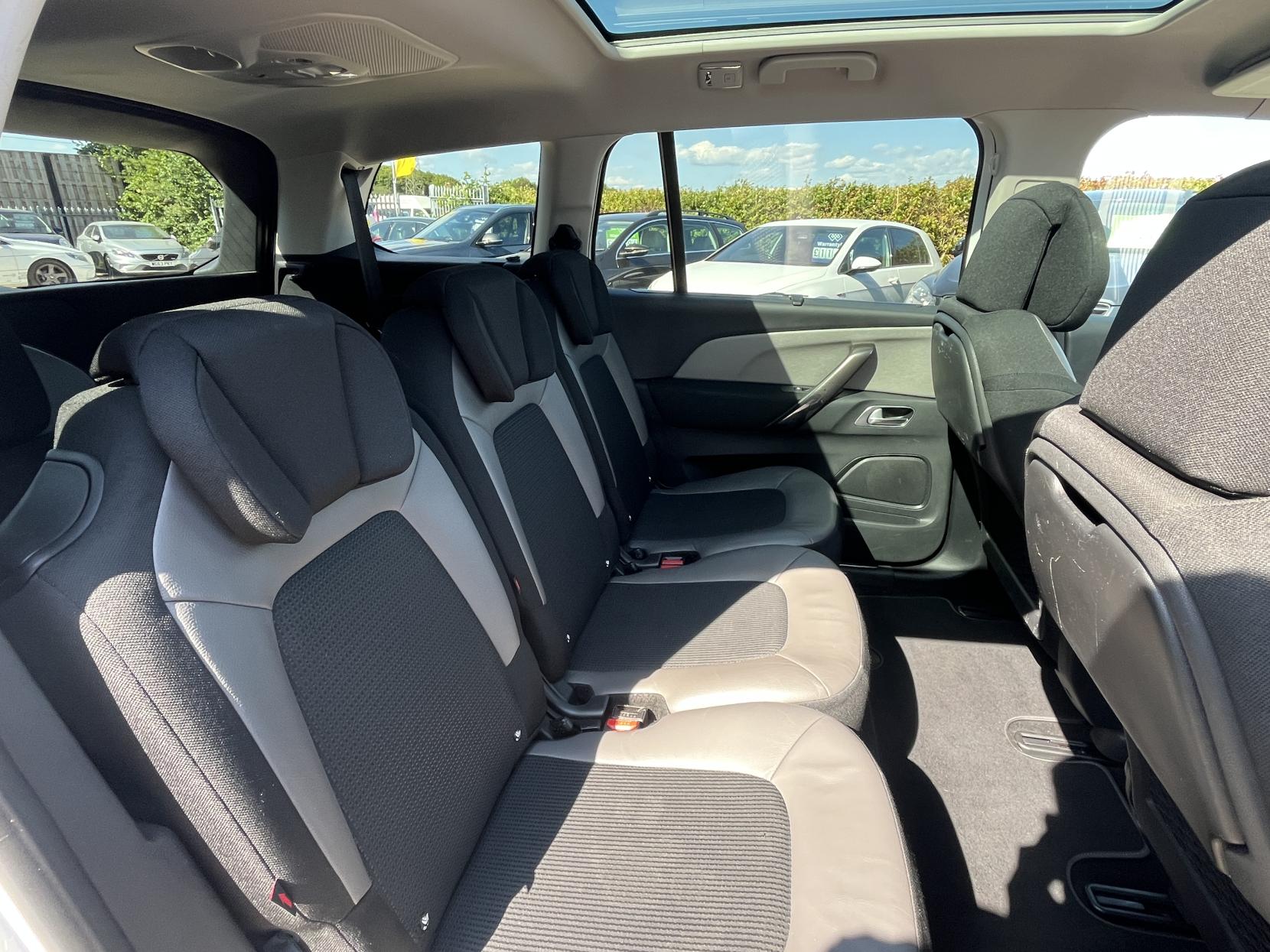 Citroen Grand C4 Picasso 1.6 BlueHDi Exclusive+ MPV 5dr Diesel EAT6 Euro 6 (s/s) (120 ps)