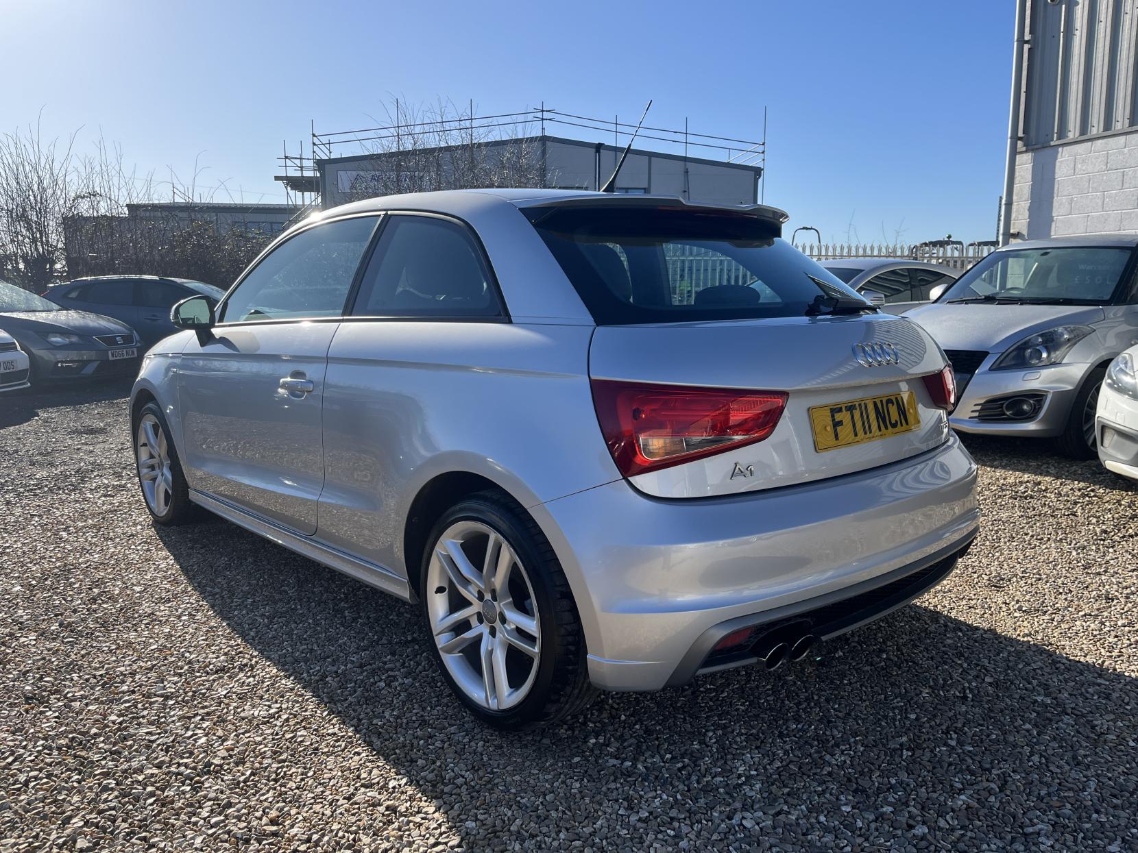 Audi A1 1.4 TFSI S line Hatchback 3dr Petrol S Tronic Euro 5 (s/s) (122 ps)