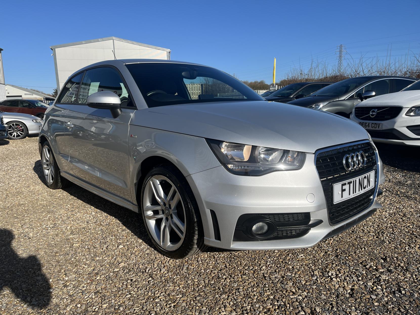 Audi A1 1.4 TFSI S line Hatchback 3dr Petrol S Tronic Euro 5 (s/s) (122 ps)