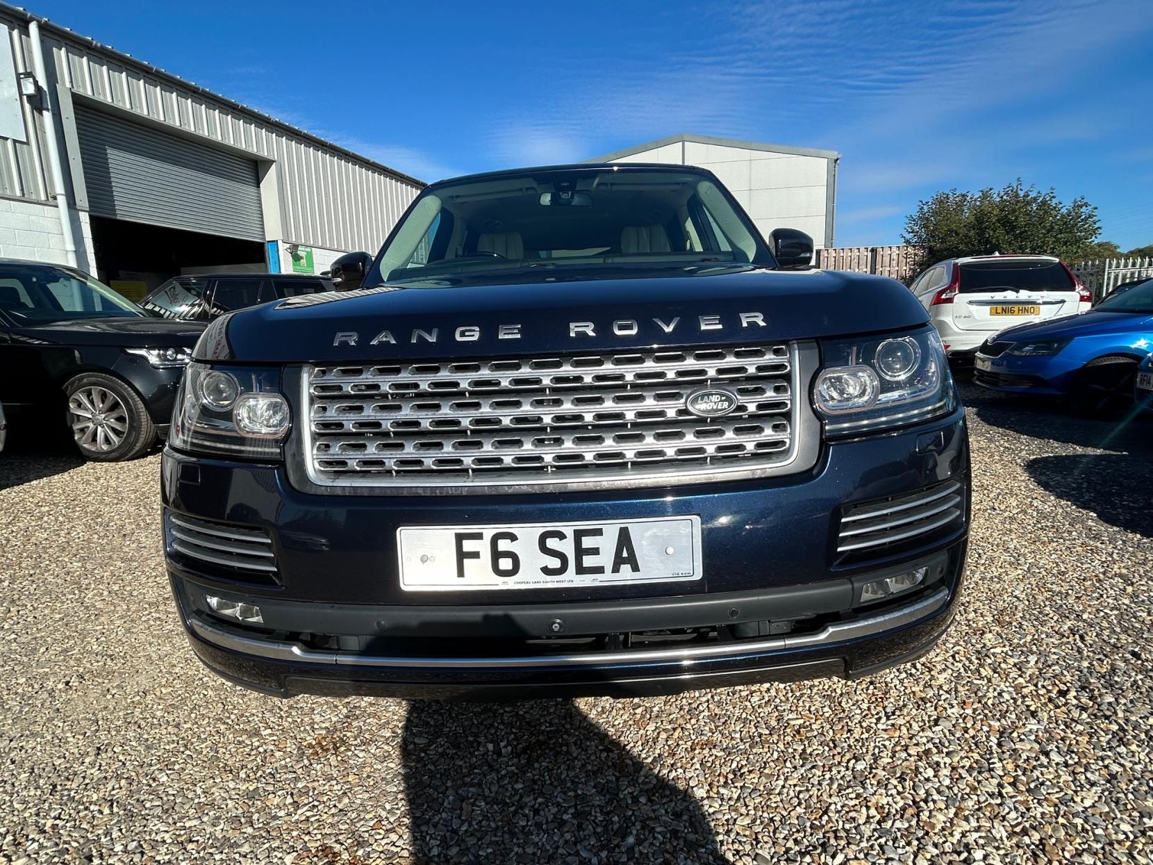 Land Rover Range Rover 4.4 SD V8 Autobiography SUV 5dr Diesel Auto 4WD Euro 6 (s/s) (339 ps)